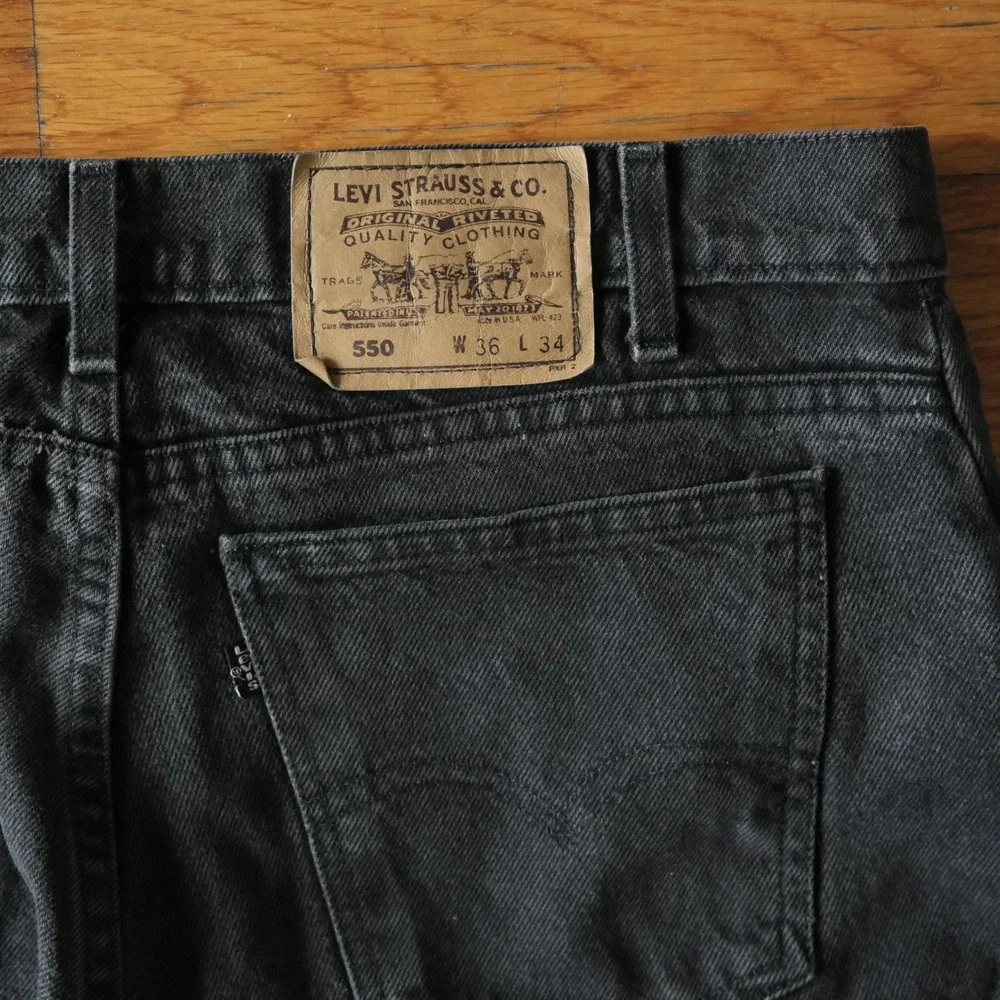 Levis 550 Jeans Mens Black Relaxed Fit Vintage Made in USA W36 L34 Tapered Leg